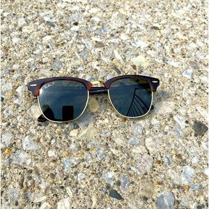 Ray-Ban Polarized Polished Tortoise Clubmaster Classic Sunglasses